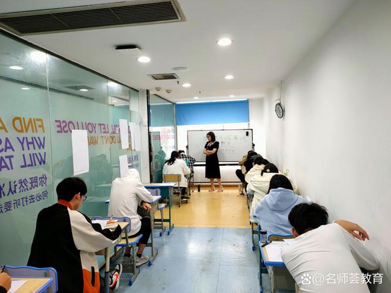 探寻教育界的艺术之光：凤凰艺苑教育引领行业新风尚